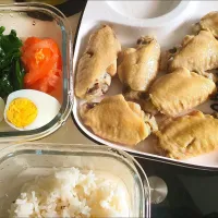 Snapdishの料理写真:Steamed rice cooker chicken wings 😋|🌷lynnlicious🌷さん