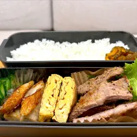 Snapdishの料理写真:息子のお弁当〈11月〉|かおりさん