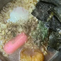 Snapdishの料理写真:インスタントラーメン| Morito Kamiyaさん