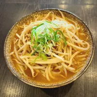 Snapdishの料理写真:味噌もやしラーメン|deekay71さん