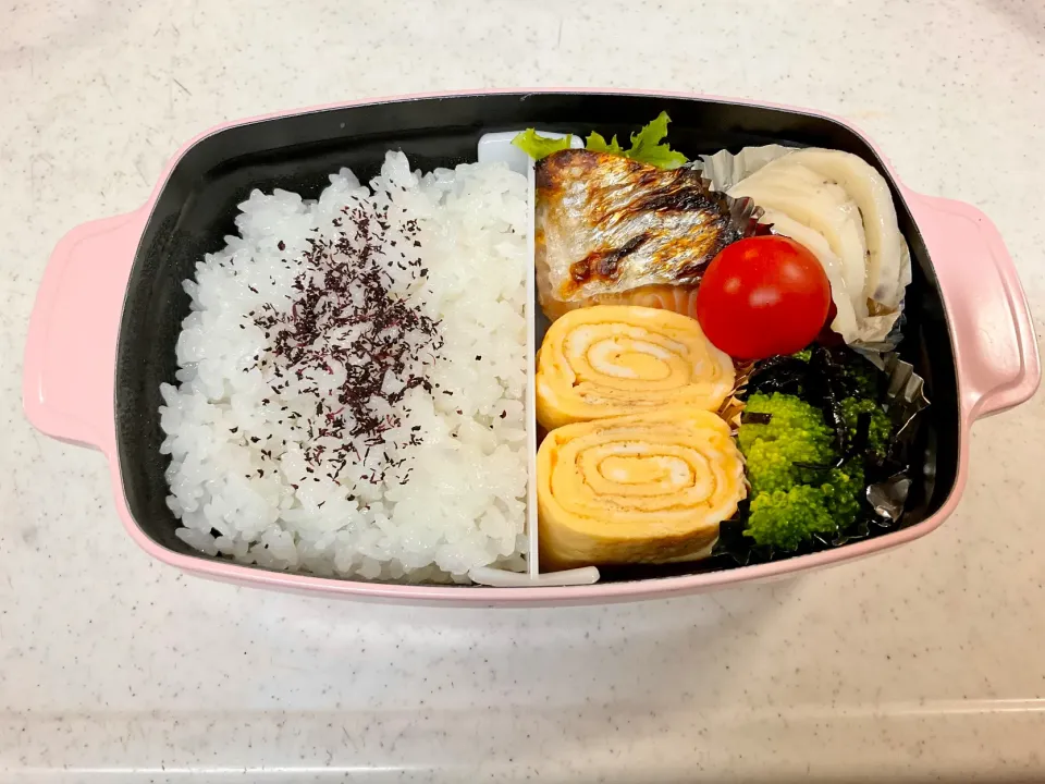 Snapdishの料理写真:幕の内弁当（酢漬けレンコン）|あめふくらさん