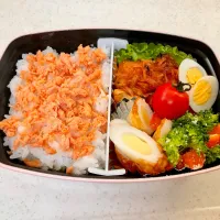 Snapdishの料理写真:鶏のトマト煮弁当|あめふくらさん