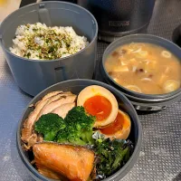 Snapdishの料理写真:なめこ汁|Hajime Oomuraさん