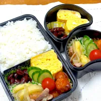 Snapdishの料理写真:ジャーマンポテト弁当|アッキーさん