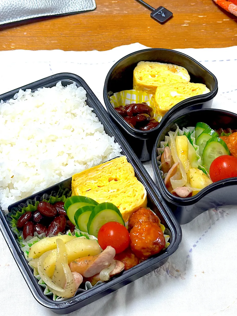 Snapdishの料理写真:ジャーマンポテト弁当|アッキーさん