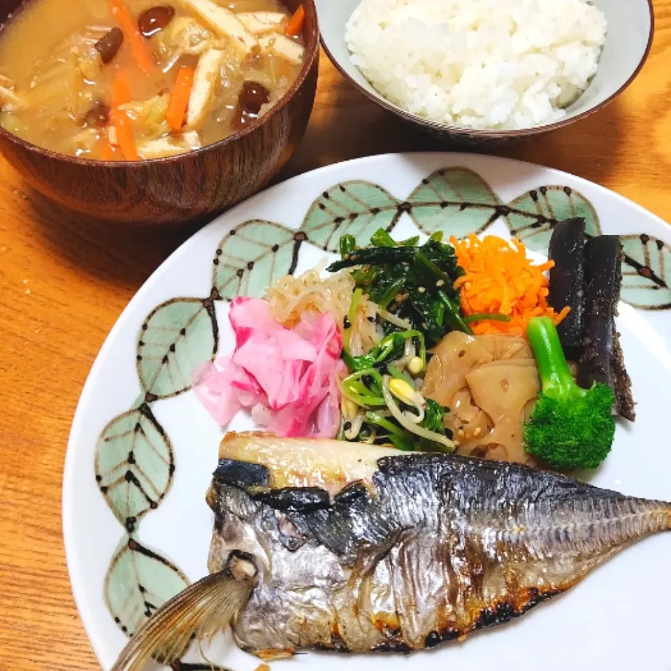 Snapdishの料理写真:水曜日のあさごはん🍚|ぽんしきさん