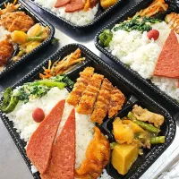 Snapdishの料理写真:大盛りとんかつ弁当|景子さん