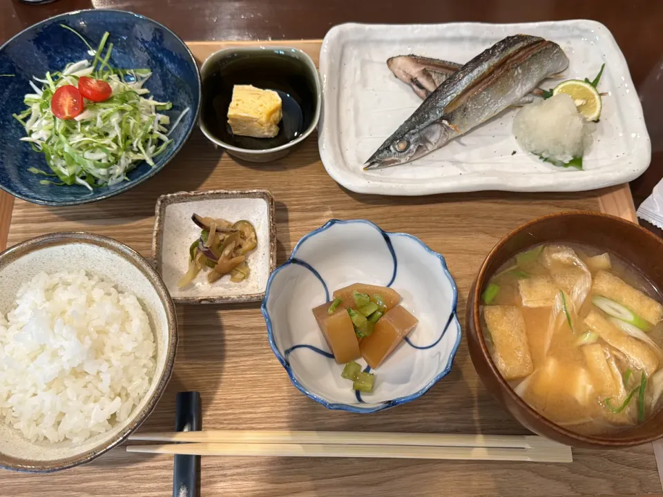 秋刀魚定食　都立大学リコ|あべたかひろさん