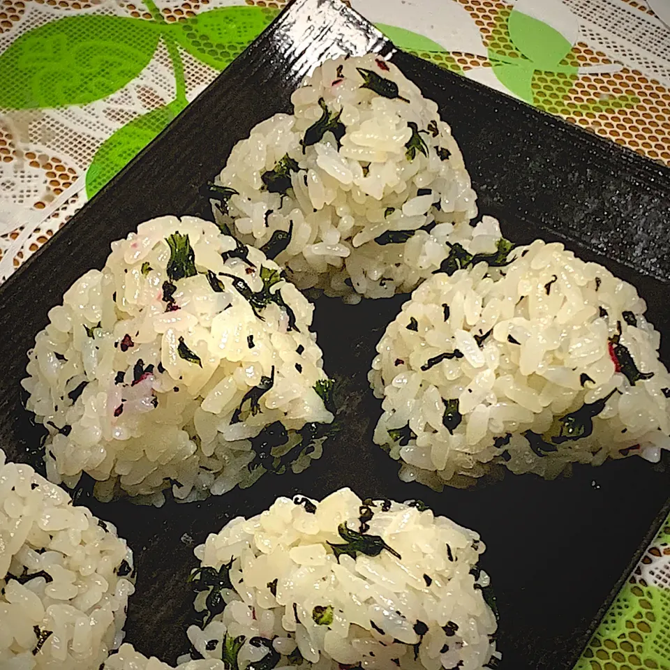 淡雪小町で穂紫蘇の塩漬けおにぎり🍙|Yuko Kobayashiさん