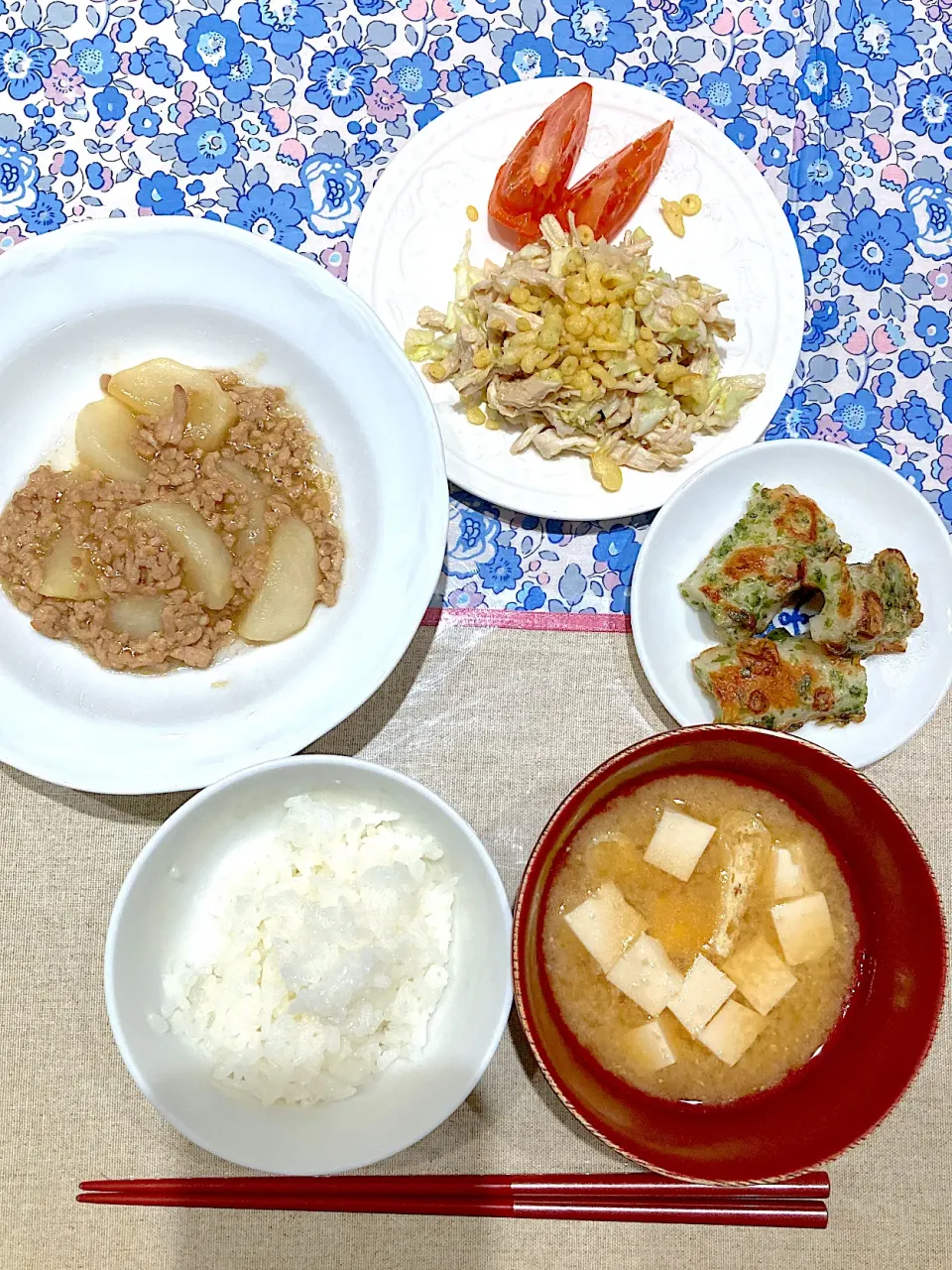 カブそぼろ煮とちくわ磯辺とササミキャベツコールスロー|おしゃべり献立さん