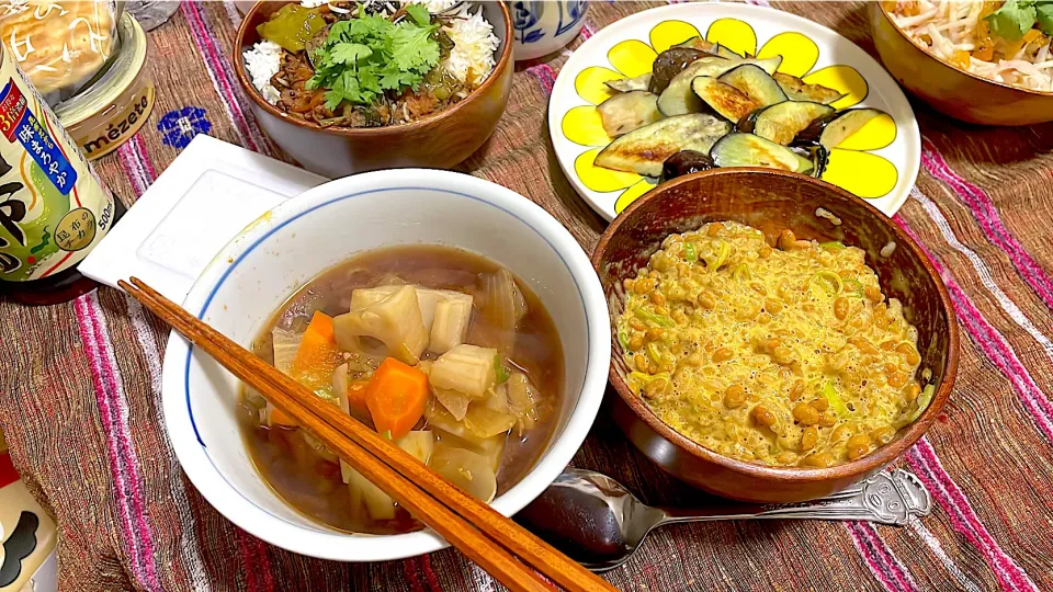 たまに、納豆たんまり食べたい日がある、よね？の夕飯with花味噌汁|ぽんぽこまめだ。さん