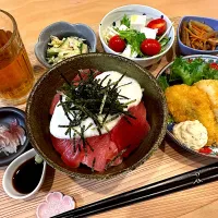 Snapdishの料理写真:とろろぶっかけ鉄火丼|waicaさん