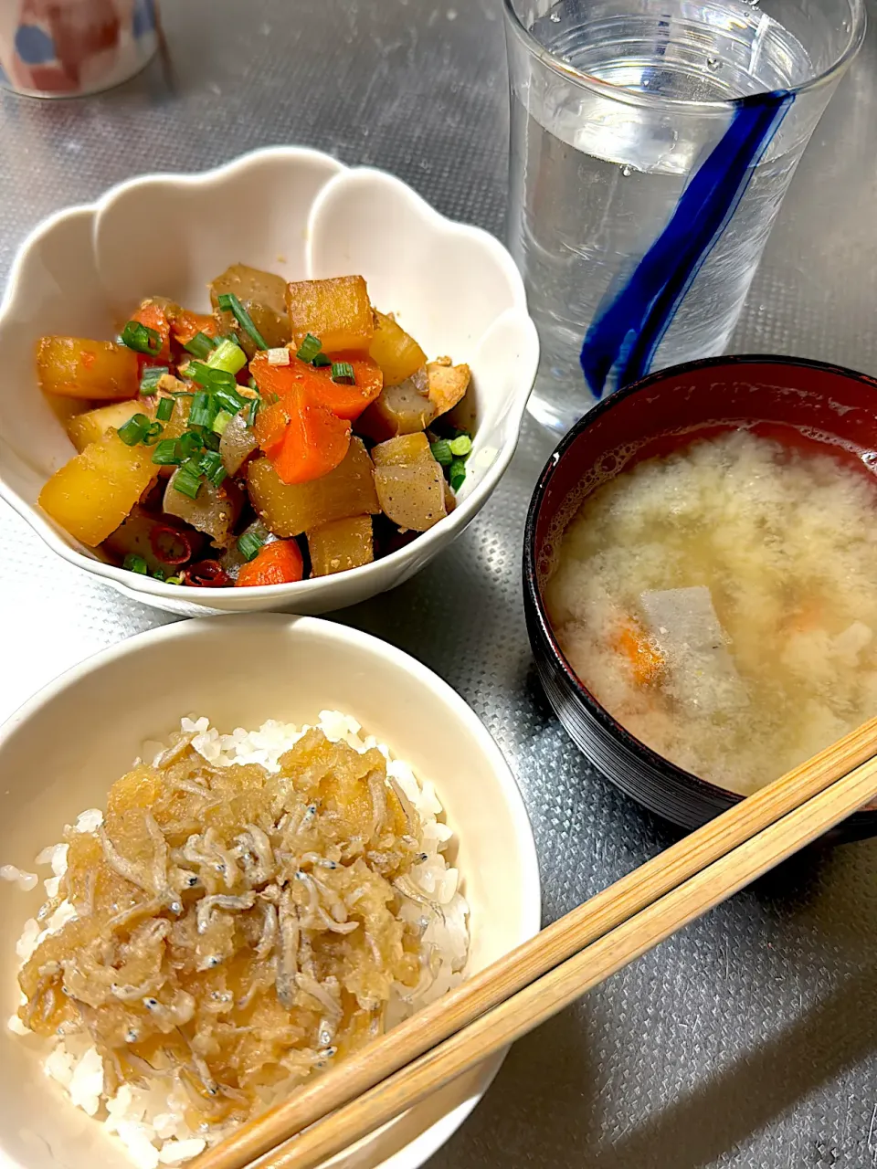 しらすご飯と煮物|みほさん