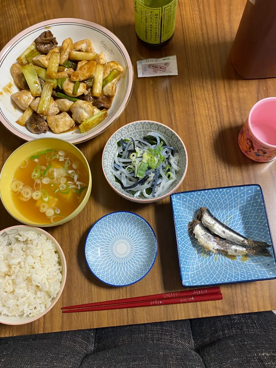 Snapdishの料理写真:夜　鶏胸肉と葱焼､フグ皮ポン酢､鰯生姜煮|みちくんさん