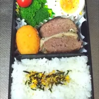 Snapdishの料理写真:椎茸肉詰め弁当|黒川克博さん