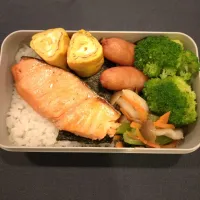 Snapdishの料理写真:焼鮭弁当|mmmさん