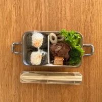 Snapdishの料理写真:おにぎり弁当|まゆぽんさん