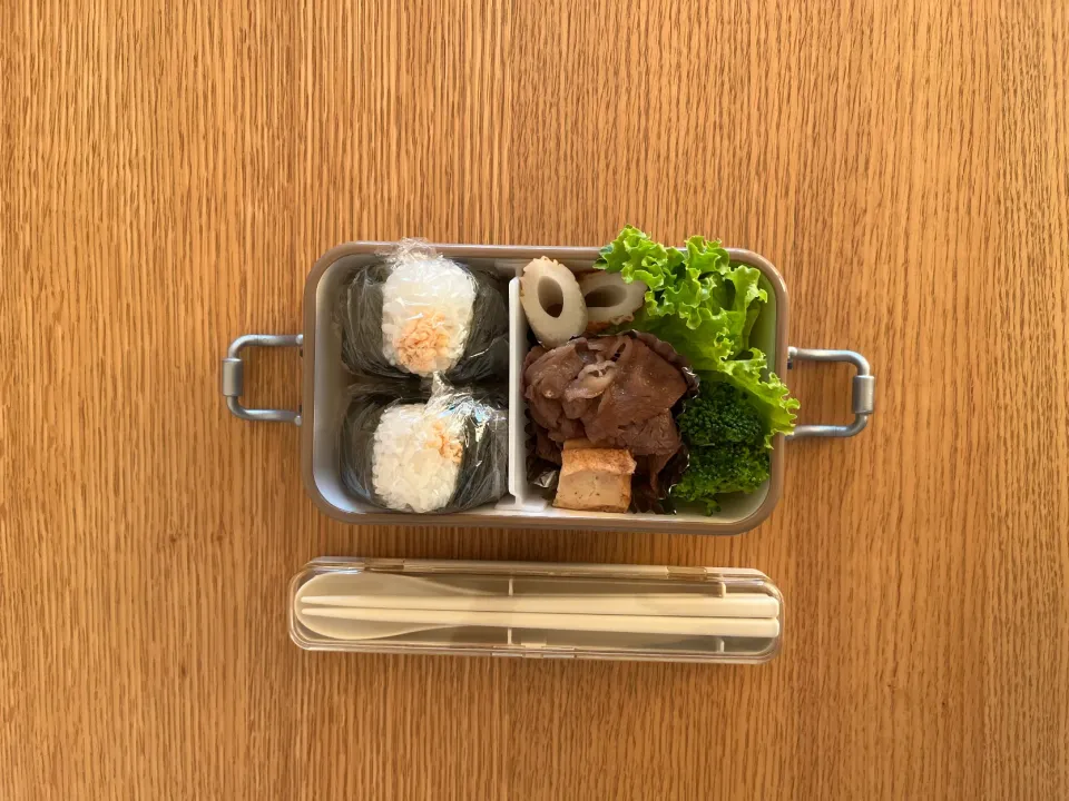 Snapdishの料理写真:おにぎり弁当|まゆぽんさん