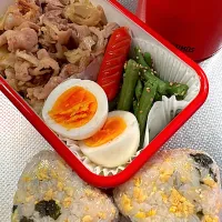 Snapdishの料理写真:豚こまとキャベツの味噌炒め弁当|ぽんさん