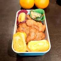 Snapdishの料理写真:照り焼きチキン弁当🍱|Rieさん