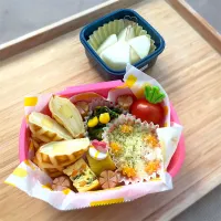 Snapdishの料理写真:好きなものだけお弁当| ふうりんさん