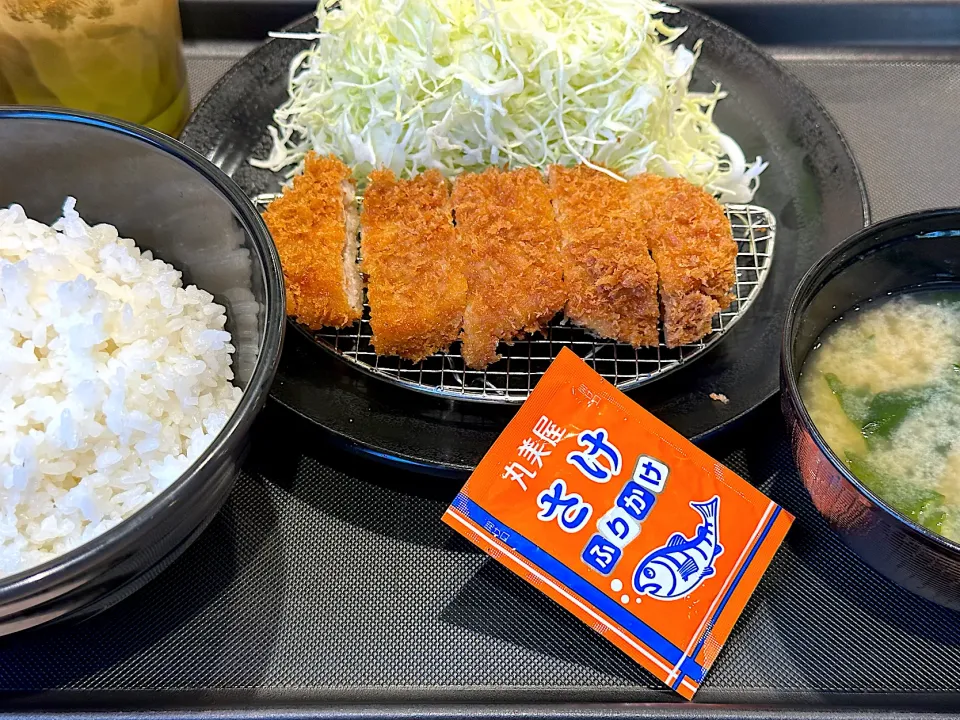 Snapdishの料理写真:とんかつ定食|マハロ菊池さん