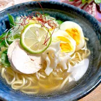 Snapdishの料理写真:鯛だしラーメン|n_nさん