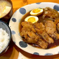 Snapdishの料理写真:チキンアドボ（手羽元のやわらか煮込み）|Kouji  Kobayashiさん