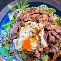 Snapdishの料理写真:牛しゃぶサラダ卵のせ🥚|DKさん