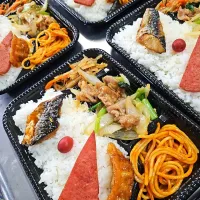 Snapdishの料理写真:しょうが焼き弁当|景子さん