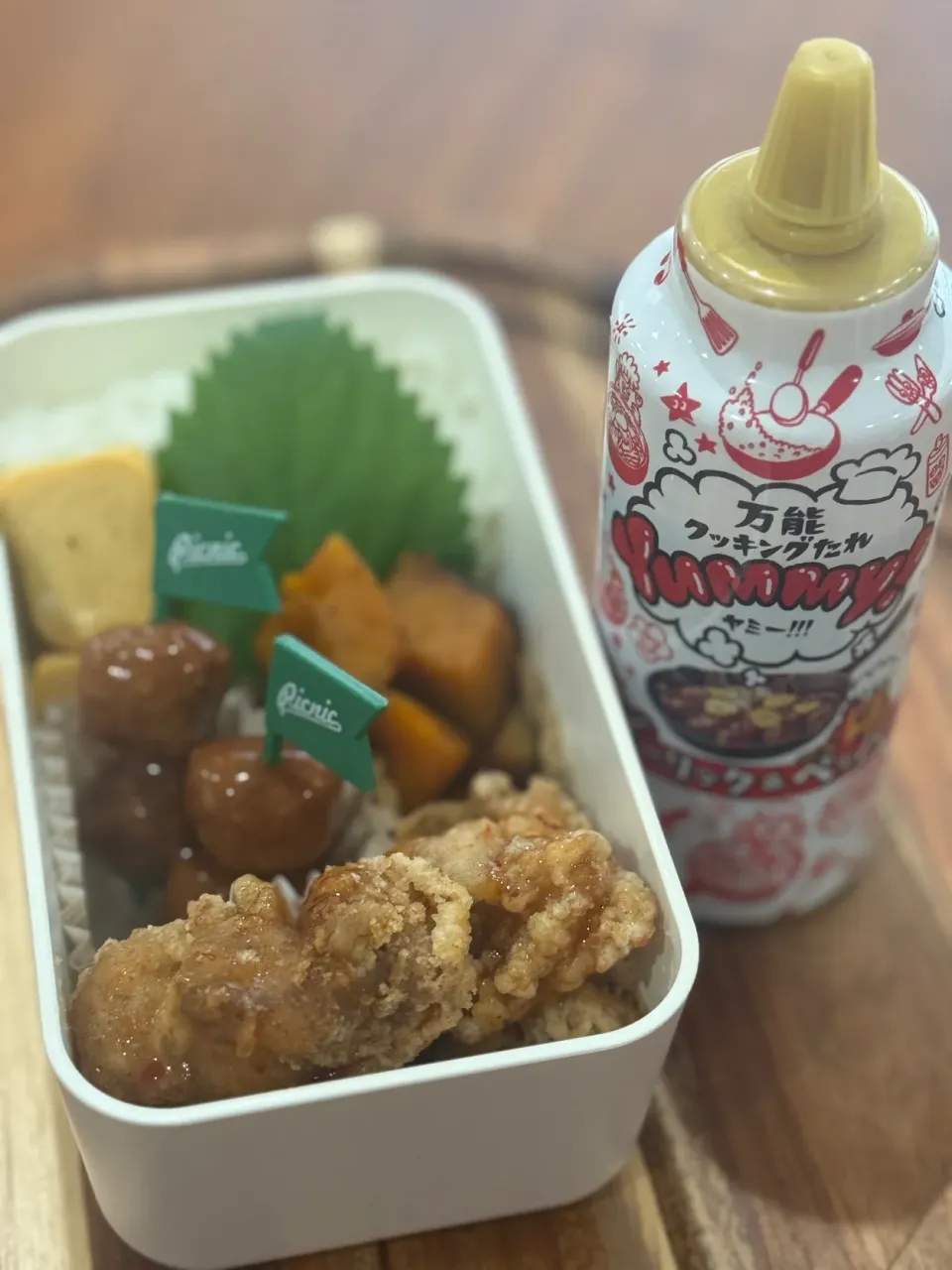 Snapdishの料理写真:Yummy!で唐揚げ弁当|mineraさん