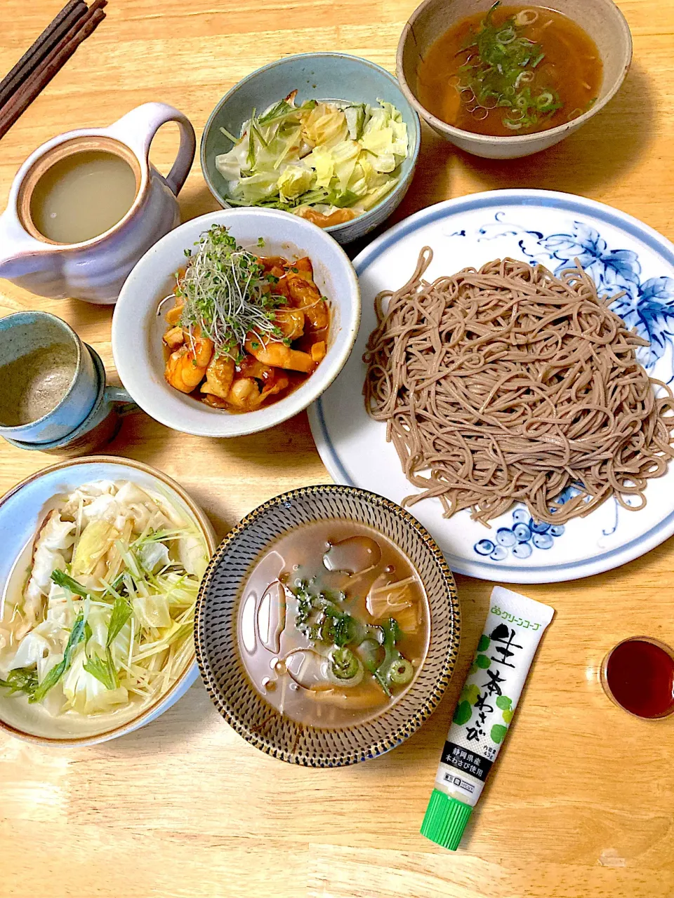 きのこ南蛮韃靼蕎麦＊冷凍してた自家製焼き餃子の野菜を食べるスープ＊海老チリ＊蕎麦湯＊野草酵素|さくたえさん