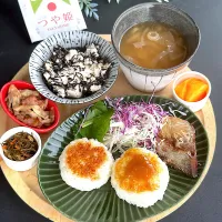 Snapdishの料理写真:おにぎりアクションのお昼ご飯|らぴすらずり(らぴ)さん