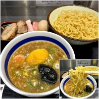 Snapdishの料理写真:柏幻霜ポーク全部乗せもりそば 並@松戸富田麺絆(東京駅)|塩豚骨さん