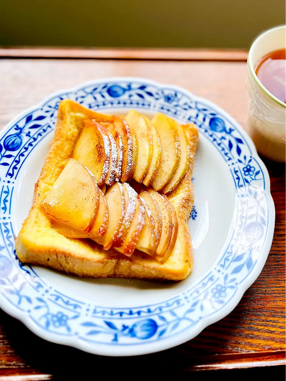 りんごとシナモンのフレンチトースト
Pain perdu pommes-cannelle|アッコちゃん✨さん