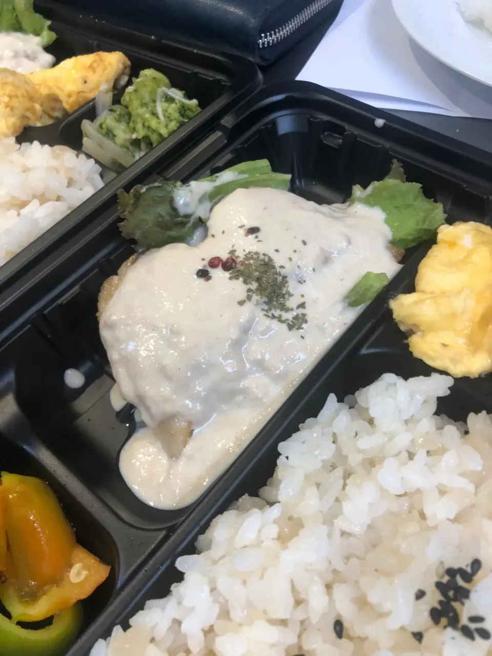 白身魚のソテートンナートソース弁当|沖縄「ピロピロ」ライフさん