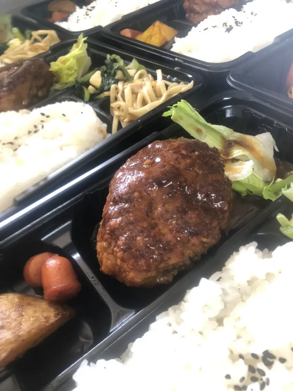 デミソースハンバーグ弁当|沖縄「ピロピロ」ライフさん