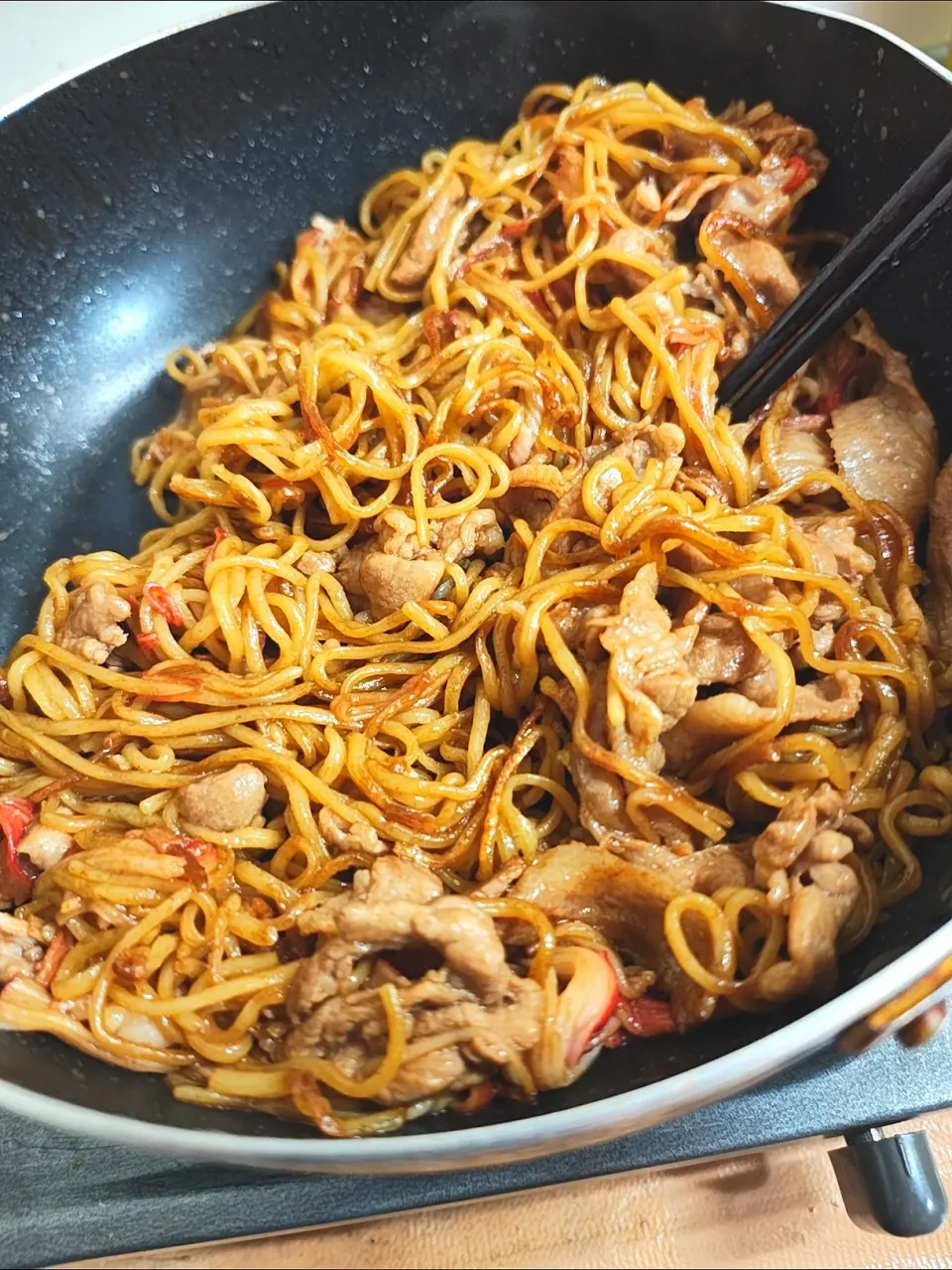 カニカマと豚コマの海鮮風焼きそば|時雨さん