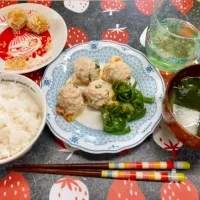 Snapdishの料理写真:鶏団子と揚げないかぼちゃコロッケ定食|あめふくらさん