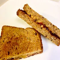 Snapdishの料理写真:Does anyone still eat PB&J sandwich? I do.| gonbenさん