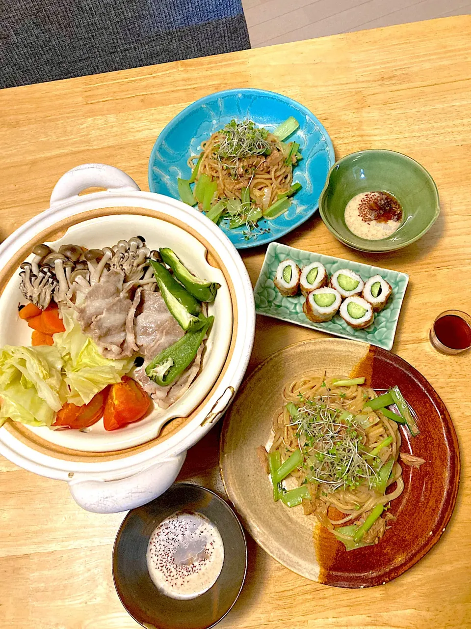 ＊こまツナ醤油パスタ＊ちくわきゅうり＊ヘルシー蒸し土鍋で蒸豚と蒸し野菜＊野草酵素|さくたえさん