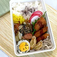 Snapdishの料理写真:今日のお弁当|あやごはん( ͡σ̴̶̷̤. ͡σ̴̶̷̤)ෆ⃛さん