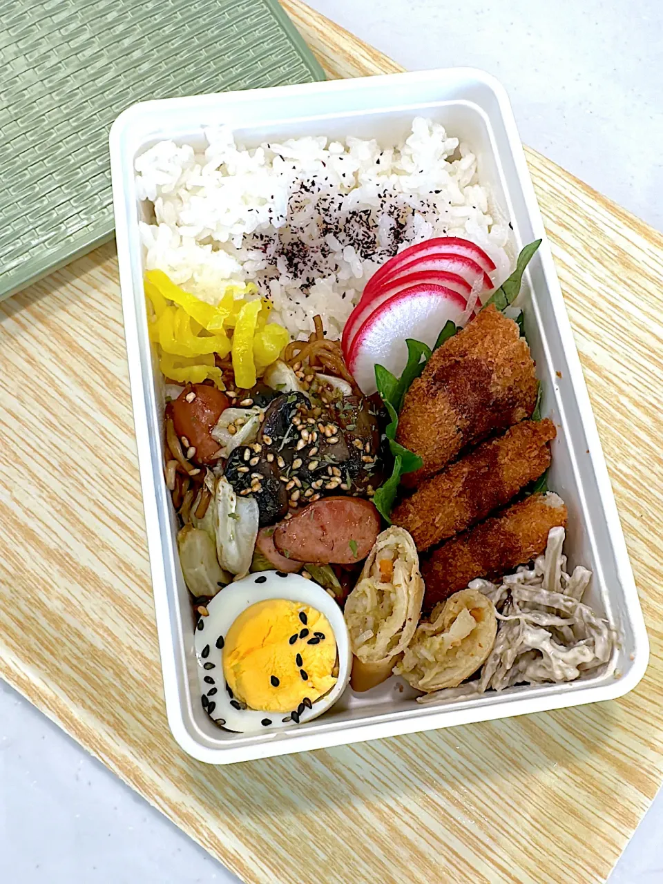 今日のお弁当|あやごはん( ͡σ̴̶̷̤. ͡σ̴̶̷̤)ෆ⃛さん