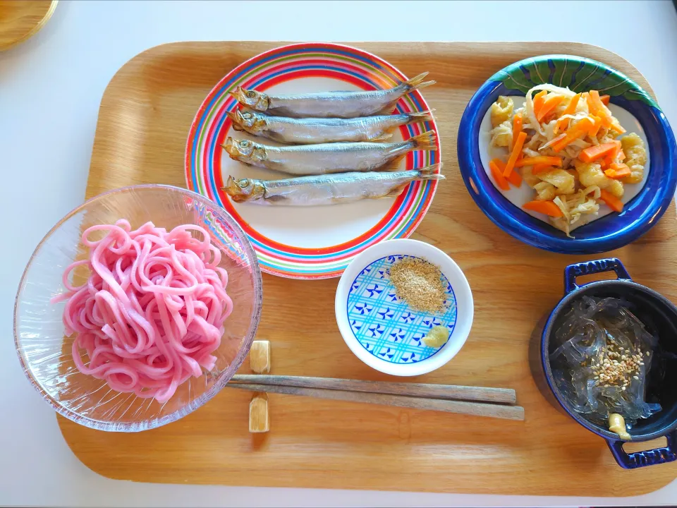 今日の昼食　梅うどん、ししゃも、切り干し大根煮物、ところてん|pinknari🐰🌈さん