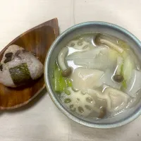 Snapdishの料理写真:水餃子鍋|jackybeanさん