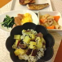 Snapdishの料理写真:☆さつまいもご飯　☆鯖みりん干し　☆ポパイエッグ　☆ジャガイモ味噌煮|chikakoさん