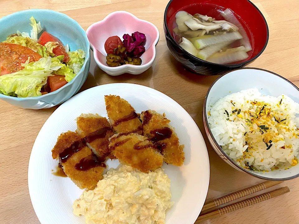 カキフライ定食🍚お米は青天の霹靂☺️|かおちゃんさん