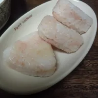 Snapdishの料理写真:青天の霹靂でたらこと粉チーズのチーズおにぎり🍙|にんにくと唐辛子が特に好き❤️(元シャリマー)さん