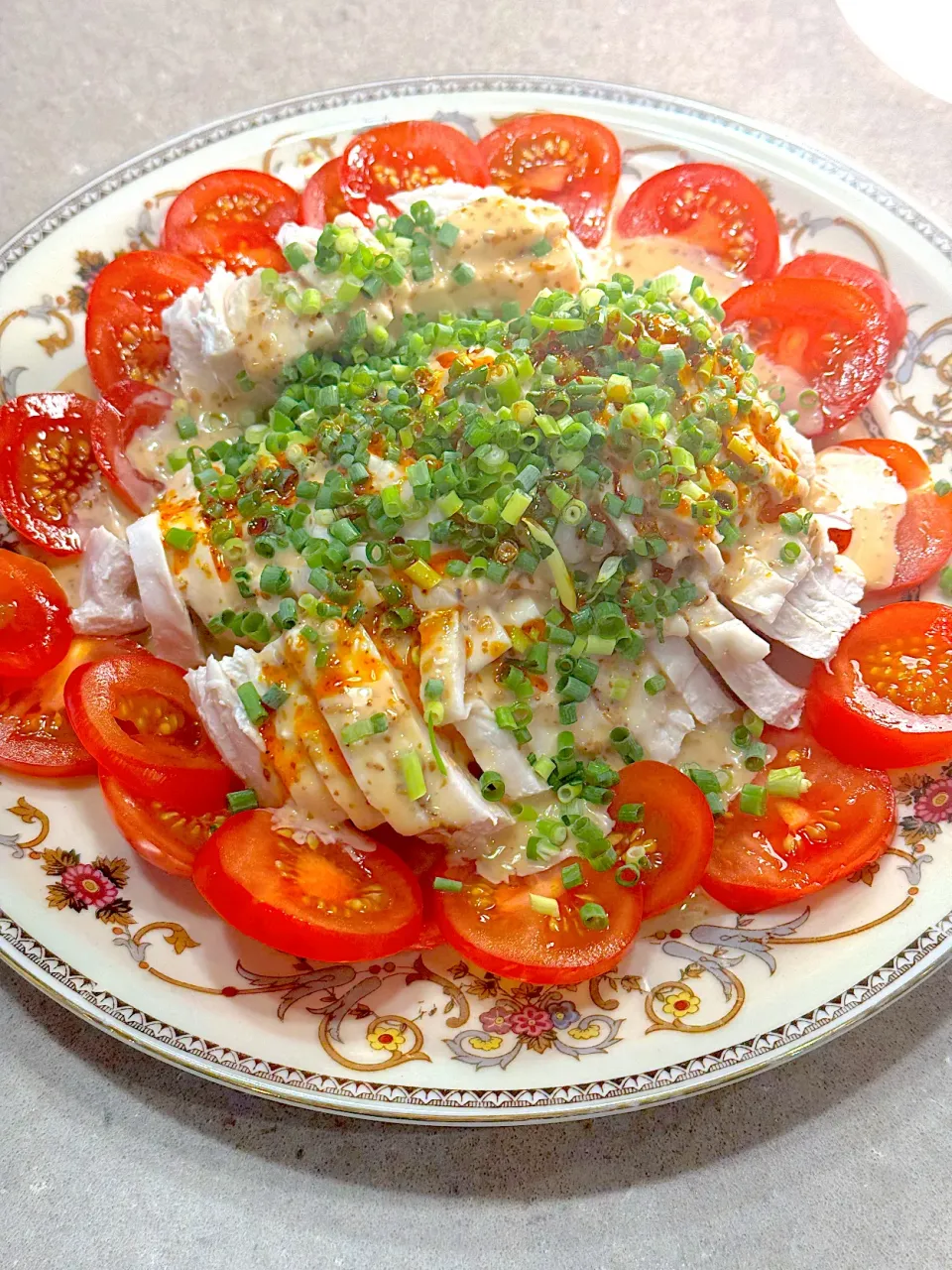 Snapdishの料理写真:蒸し鶏のサラダ🥗！|Mayumiさん