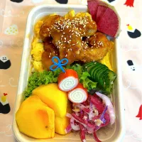 Snapdishの料理写真:鶏ケチャマヨ弁当|やまちゃんさん